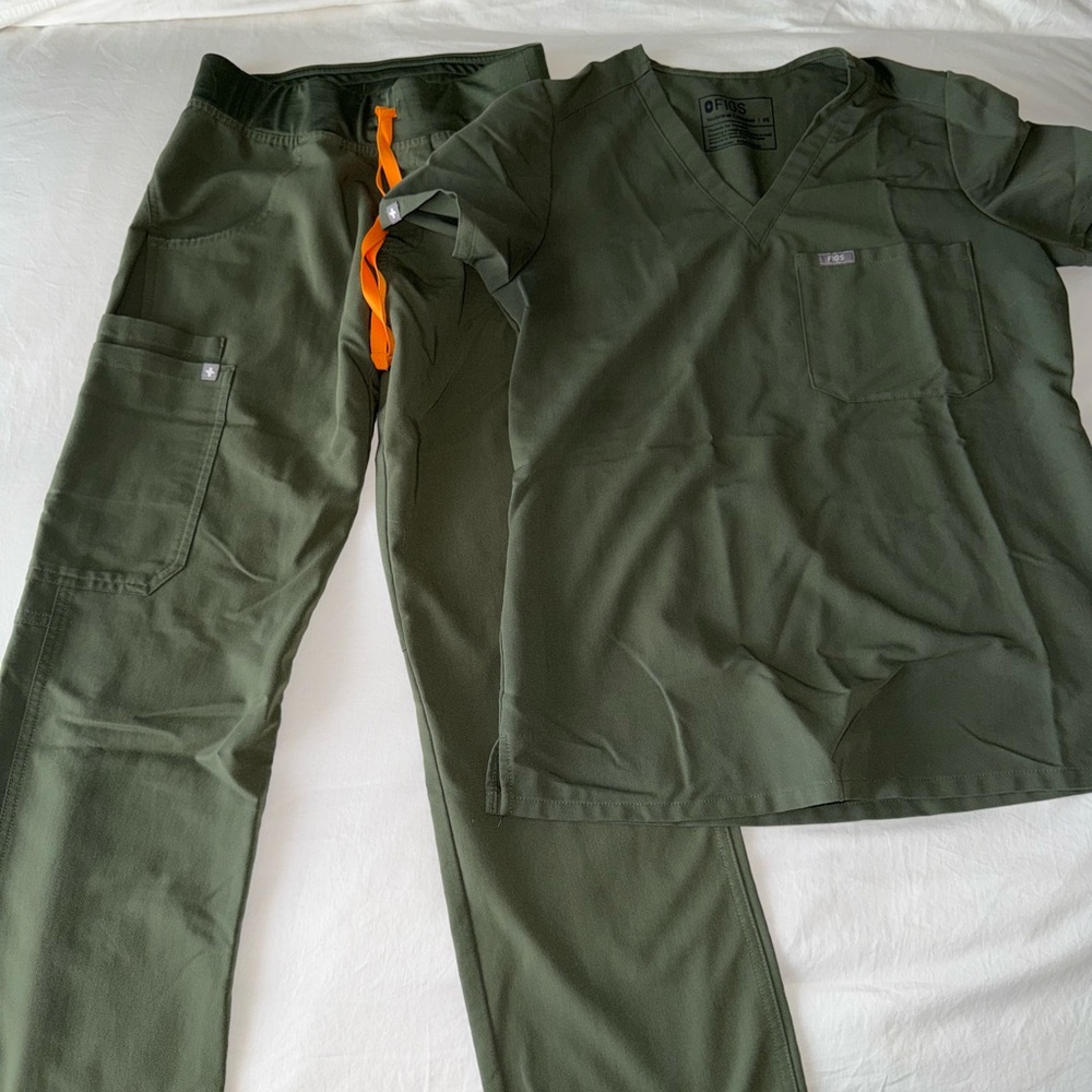 Figs Green Kade Cargo Pants and Catarina One Pocket Scrub top
